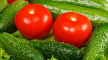 Как да мариновате краставици и домати заедно