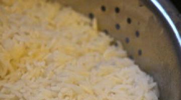 Geleneksel suda pirinç lapası nasıl pişirilir